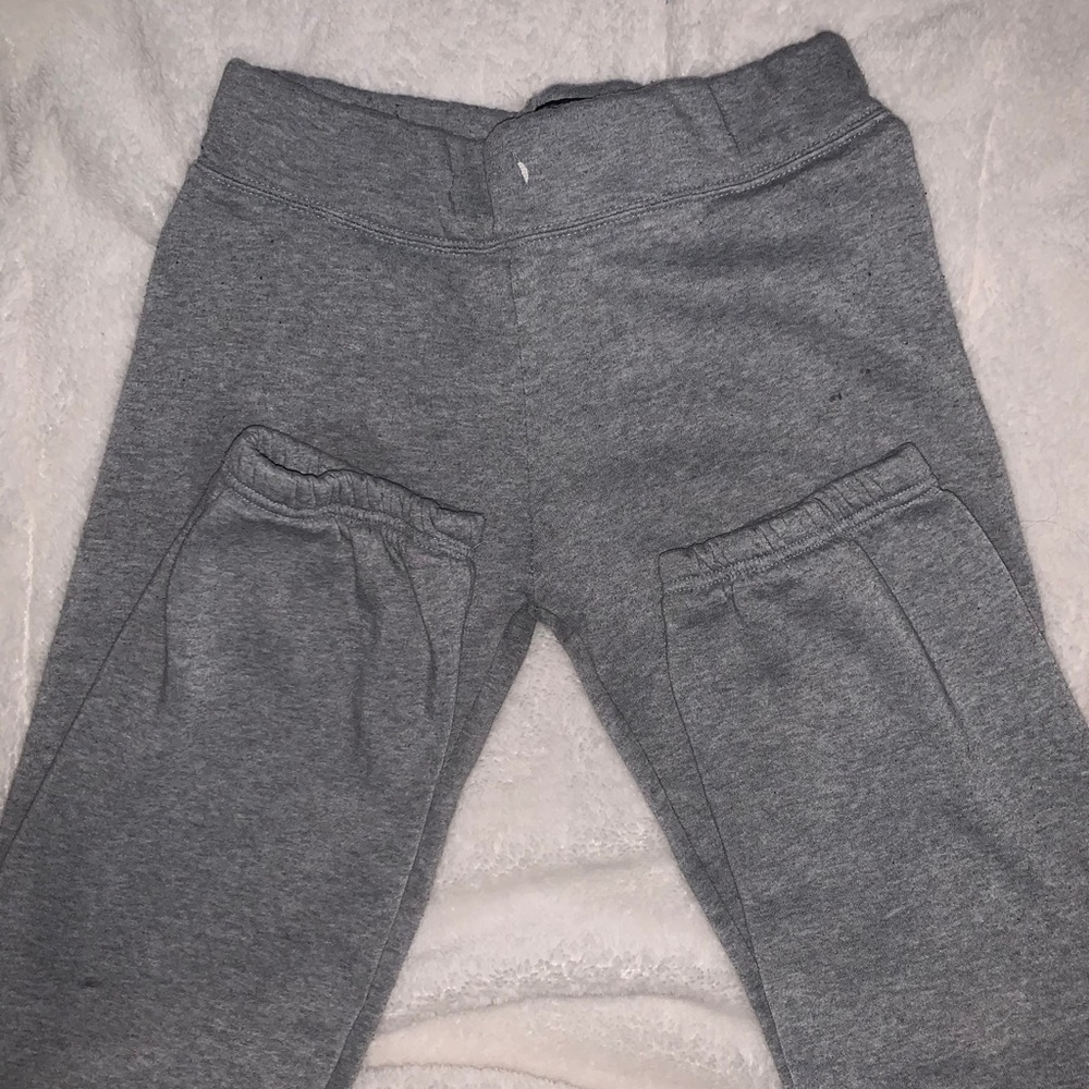 Gray Fleece Joggers and Sweatpants